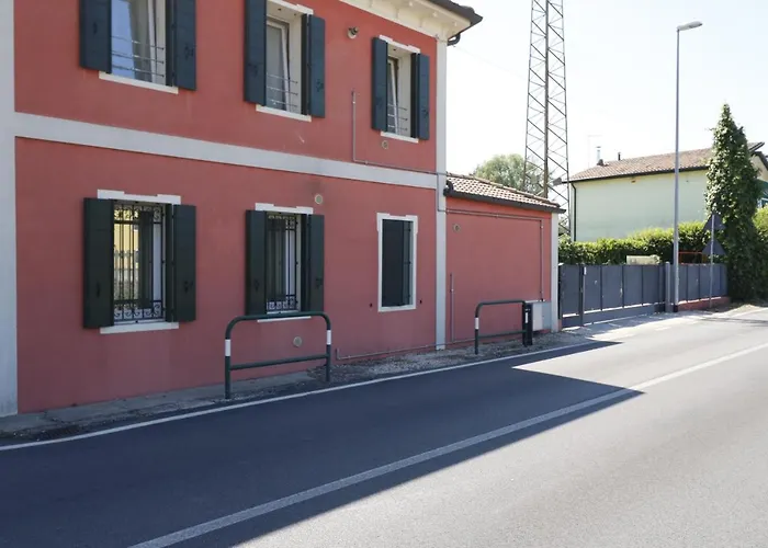 Donatella House
